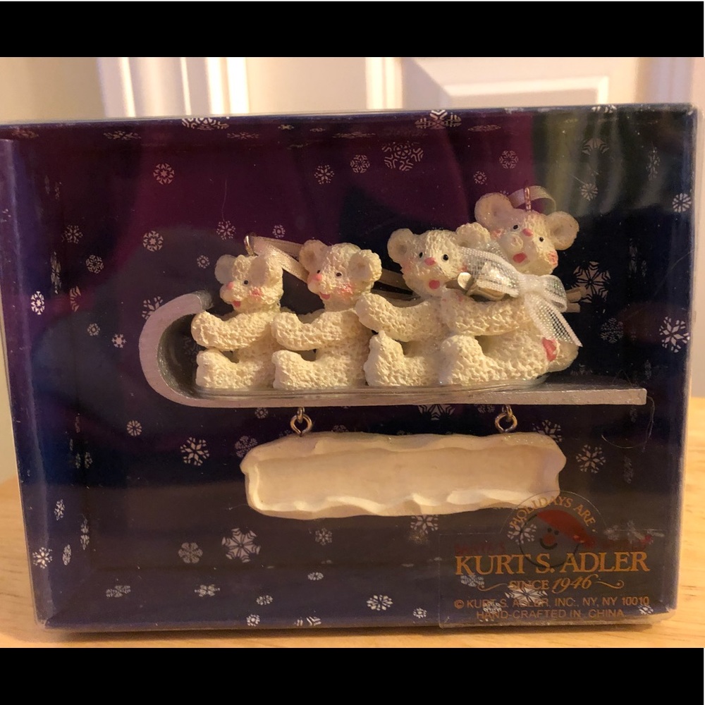 🆕 Snow Bears Family Christmas Tree Ornament